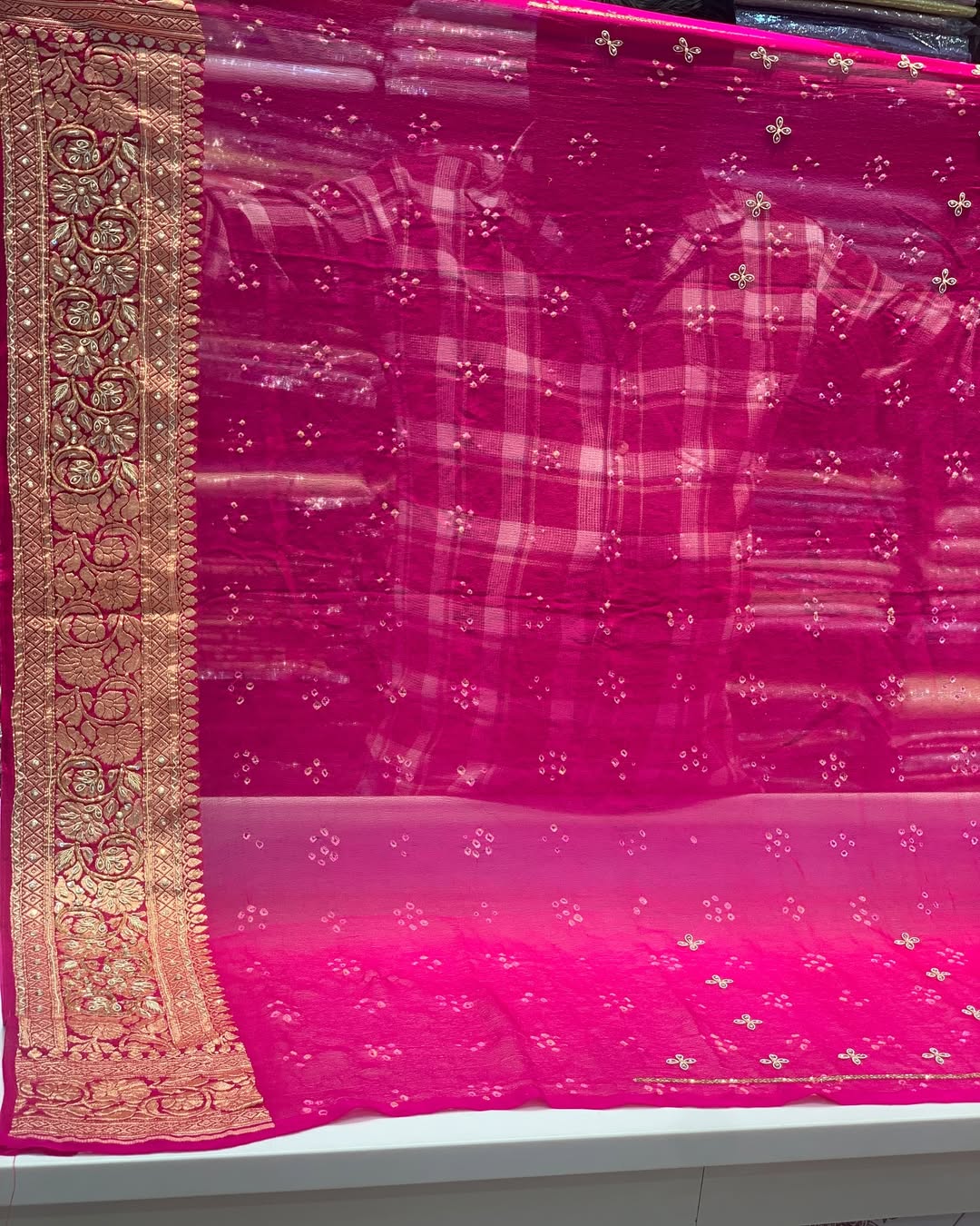 PINK SHADED PURE GEORGETTE BANDHANI WITH ZARDOSI WORK