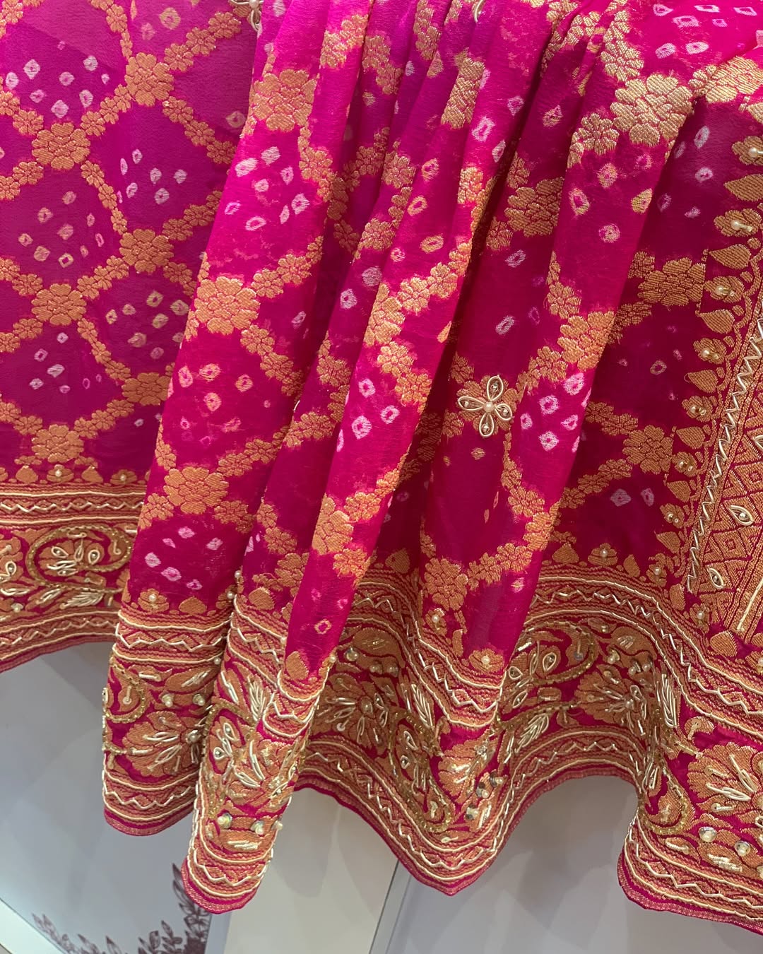 PINK SHADED PURE GEORGETTE BANDHANI WITH ZARDOSI WORK