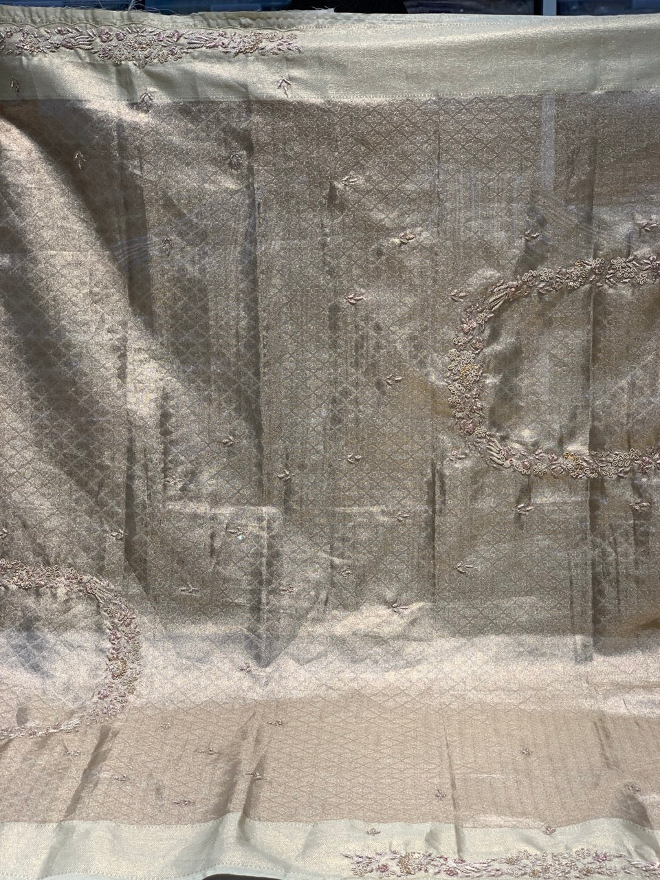 Gold Pure Tissue Kanjivaram x Hand Embroidery