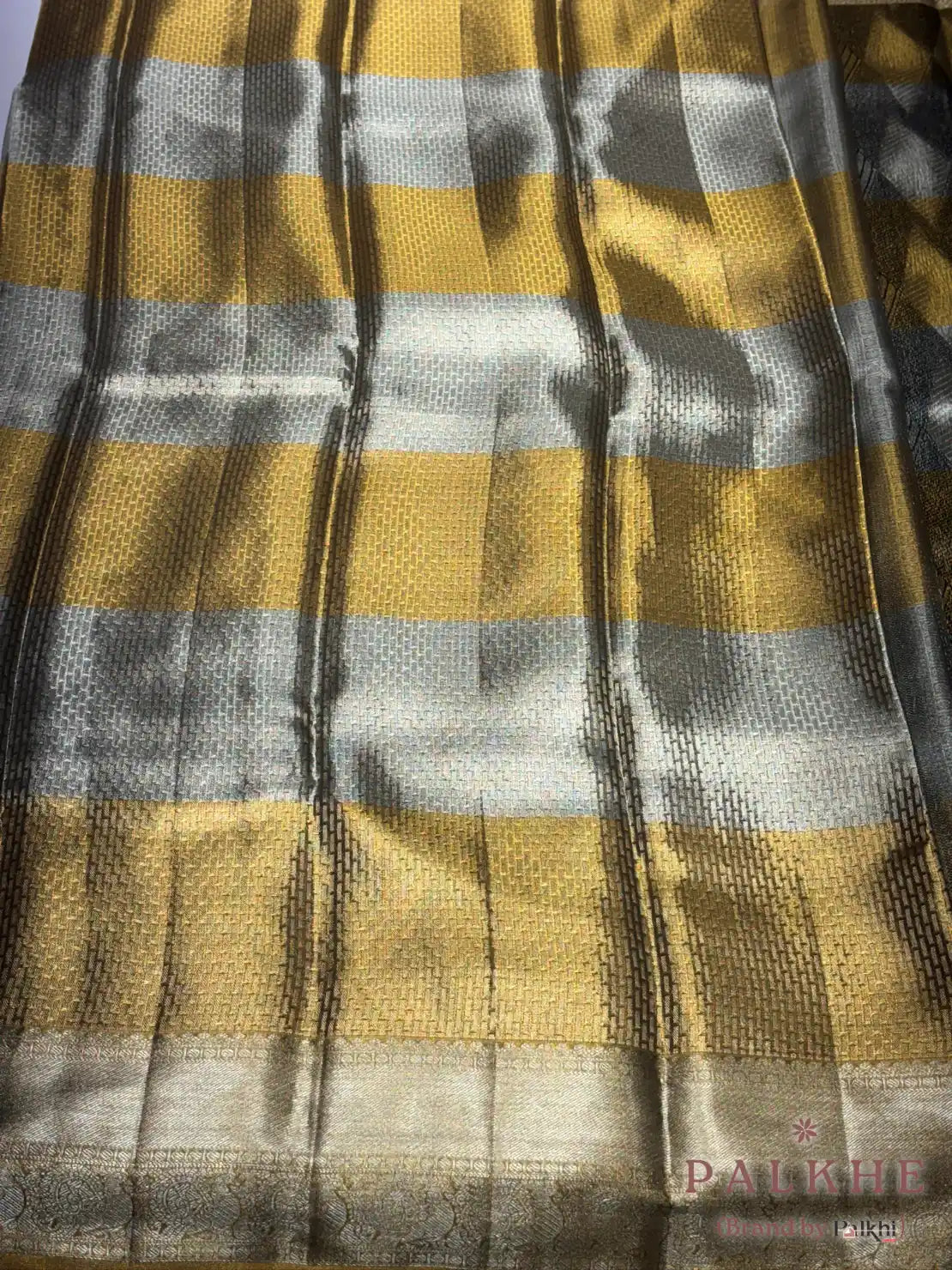 Black & Golden Kanjivaram Geometric in Pure Silk (CF23)