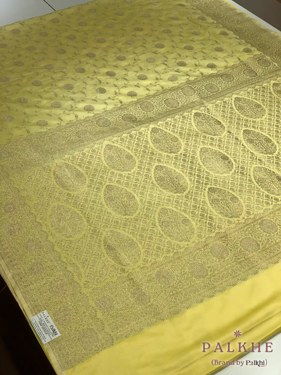 Light Yellow Banarasi Floral Jaal in Pure Silk (CQ53)