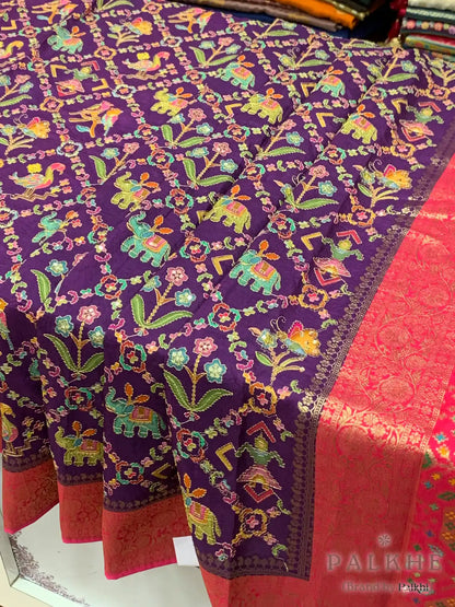 Purple Traditional Figures Fancy x Hand Embroidery (CR89)