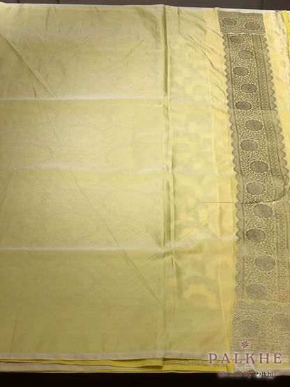 Light Yellow Banarasi Floral Jaal in Pure Silk (CQ53)