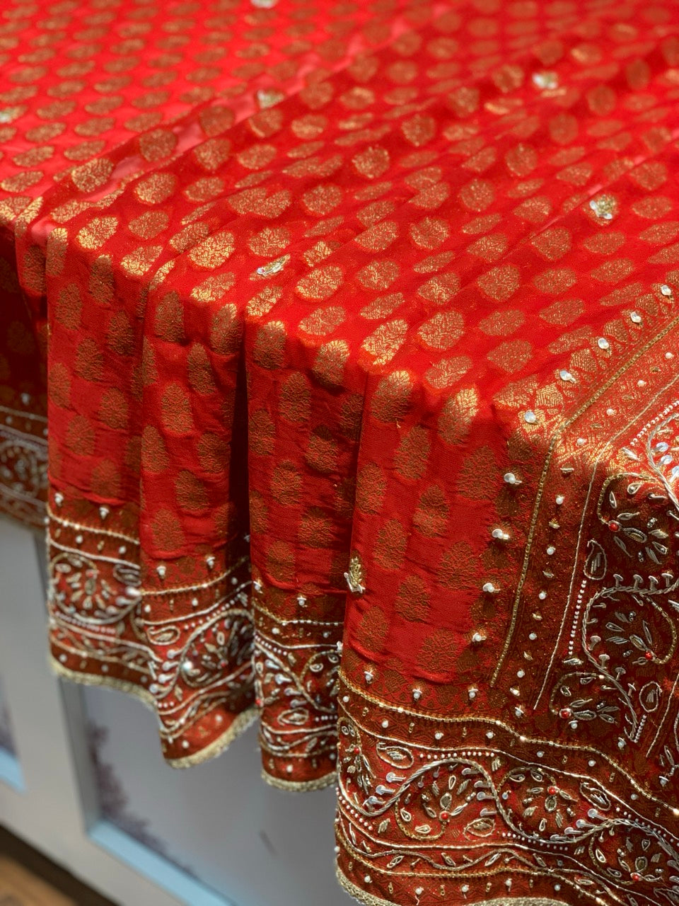 Red Georgette Banarasi Butti x Hand Embroidery