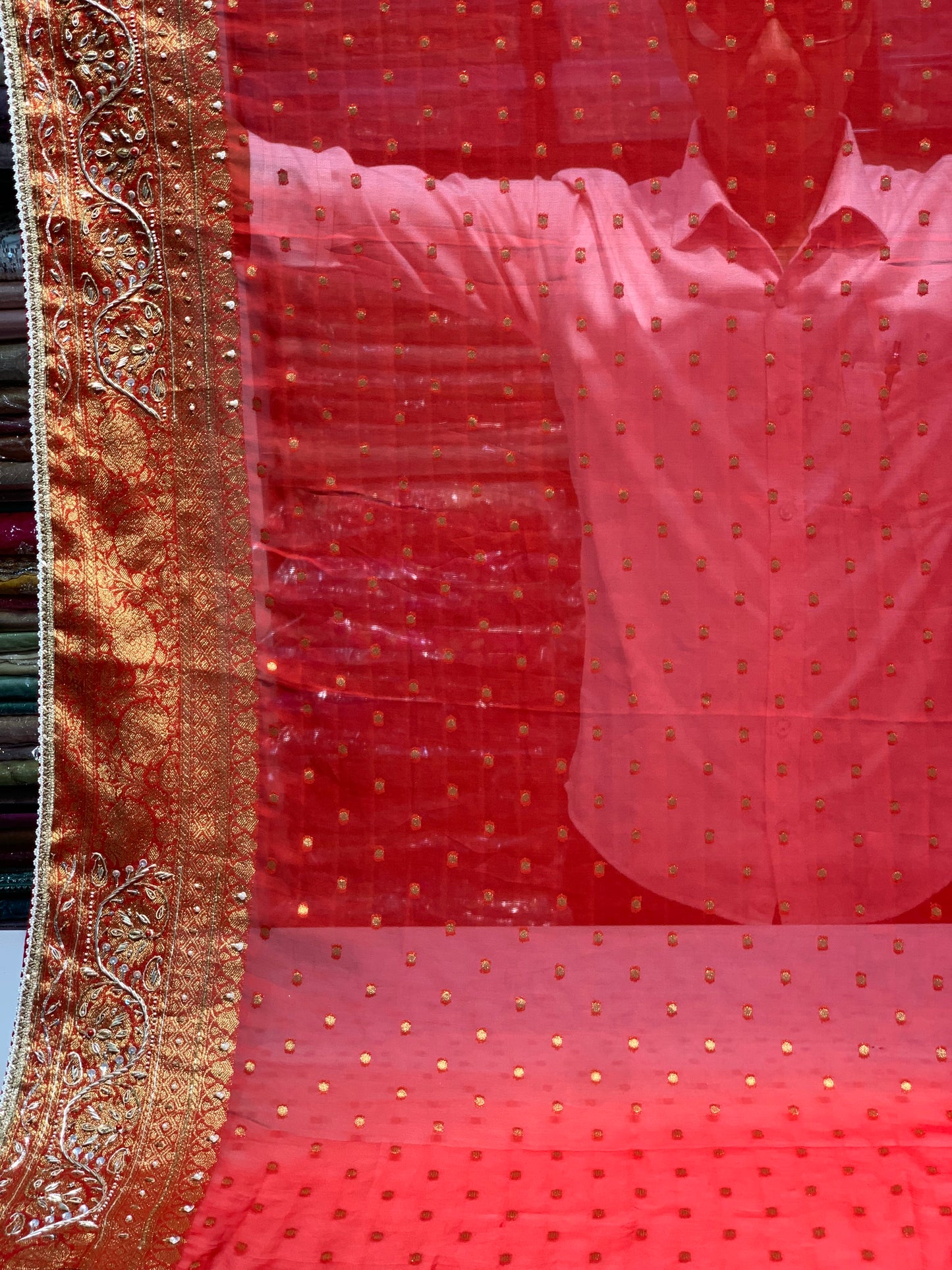 Red Georgette Banarasi Butti x Hand Embroidery