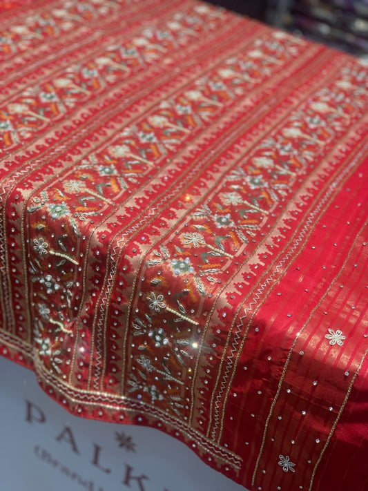 Red Small Figure Patola x Hand Embroidery