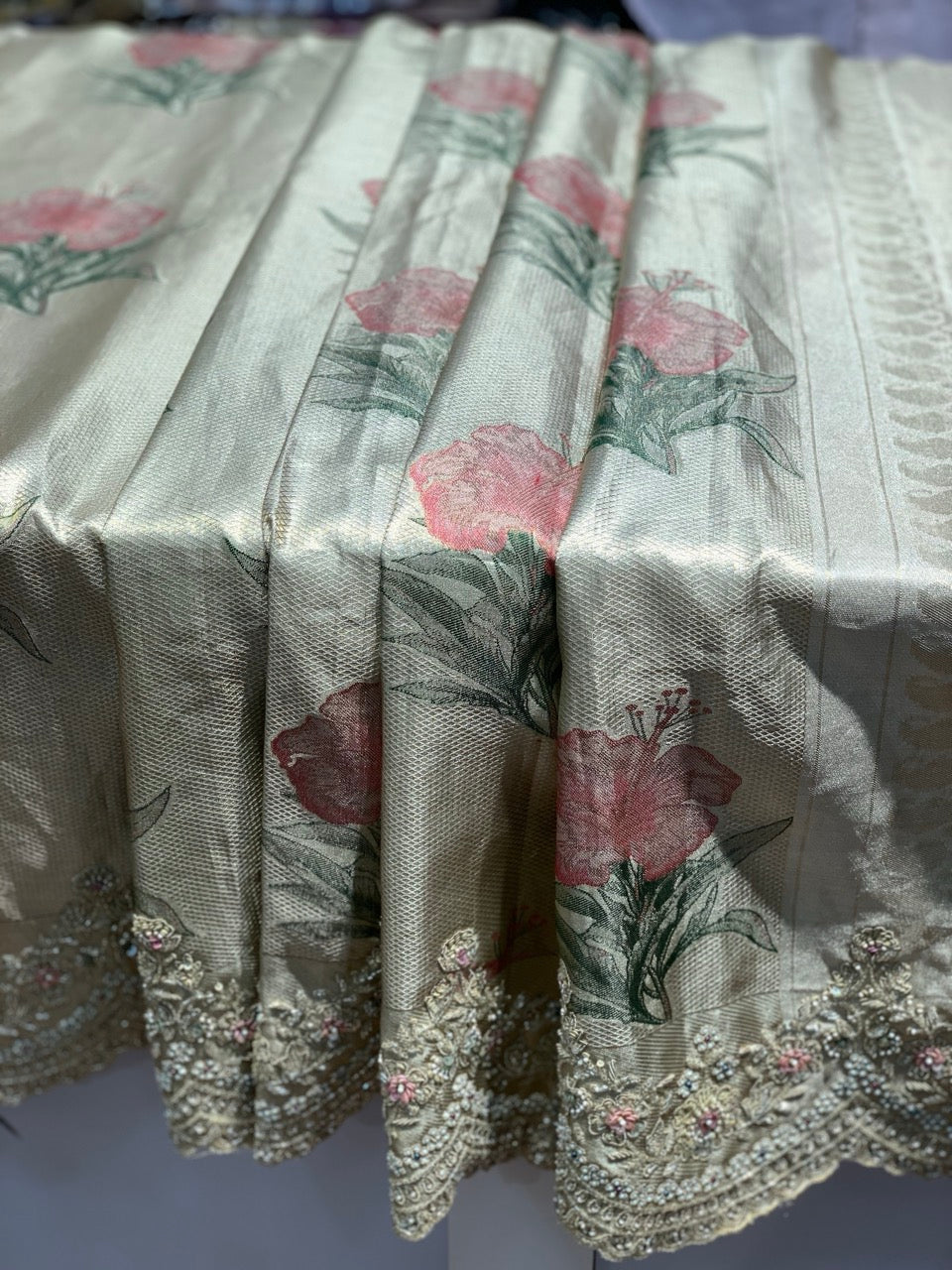 Beige Floral Jaal Pure Kanjivaram Silk Kanjivaram x Embriodery