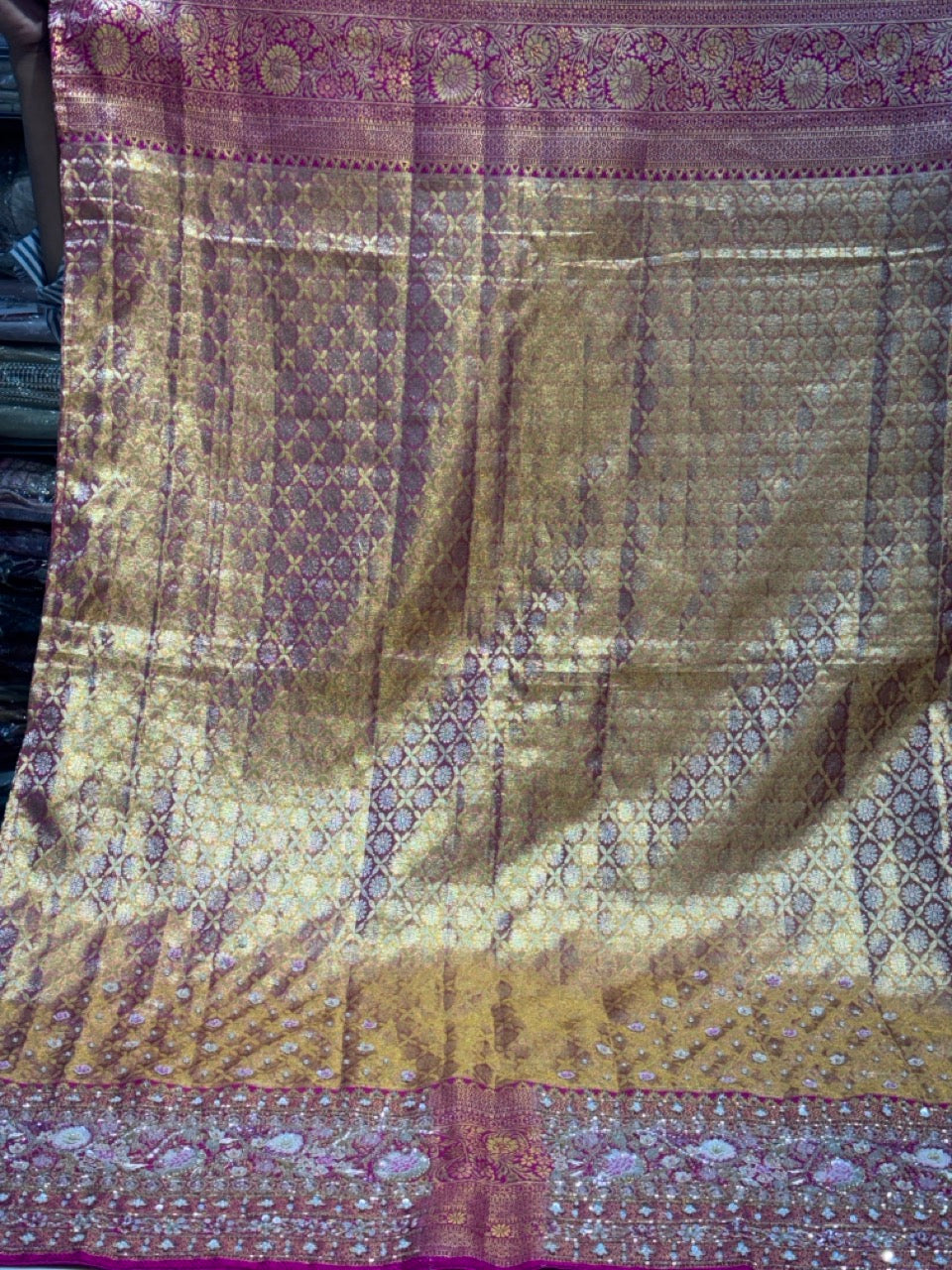 Pink Pure Kanjivaram x Hand Embroidery