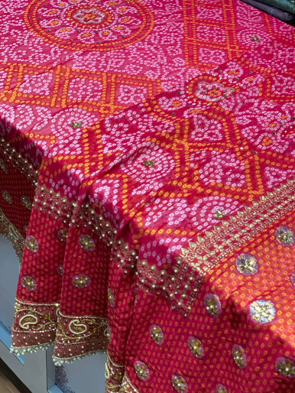 Georgette Bandhej x Hand Embroidery