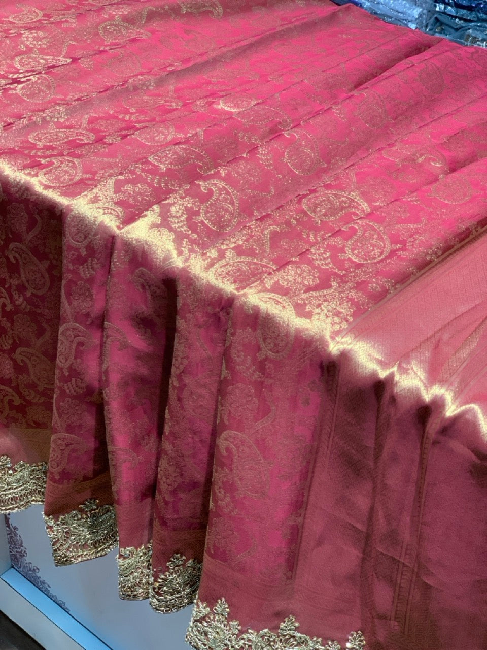Tissue Kanjivaram x Hand Embroidery