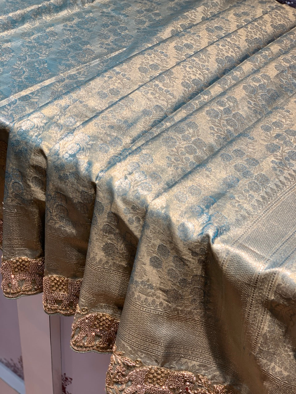 Tissue Kanjivaram x Hand Embroidery