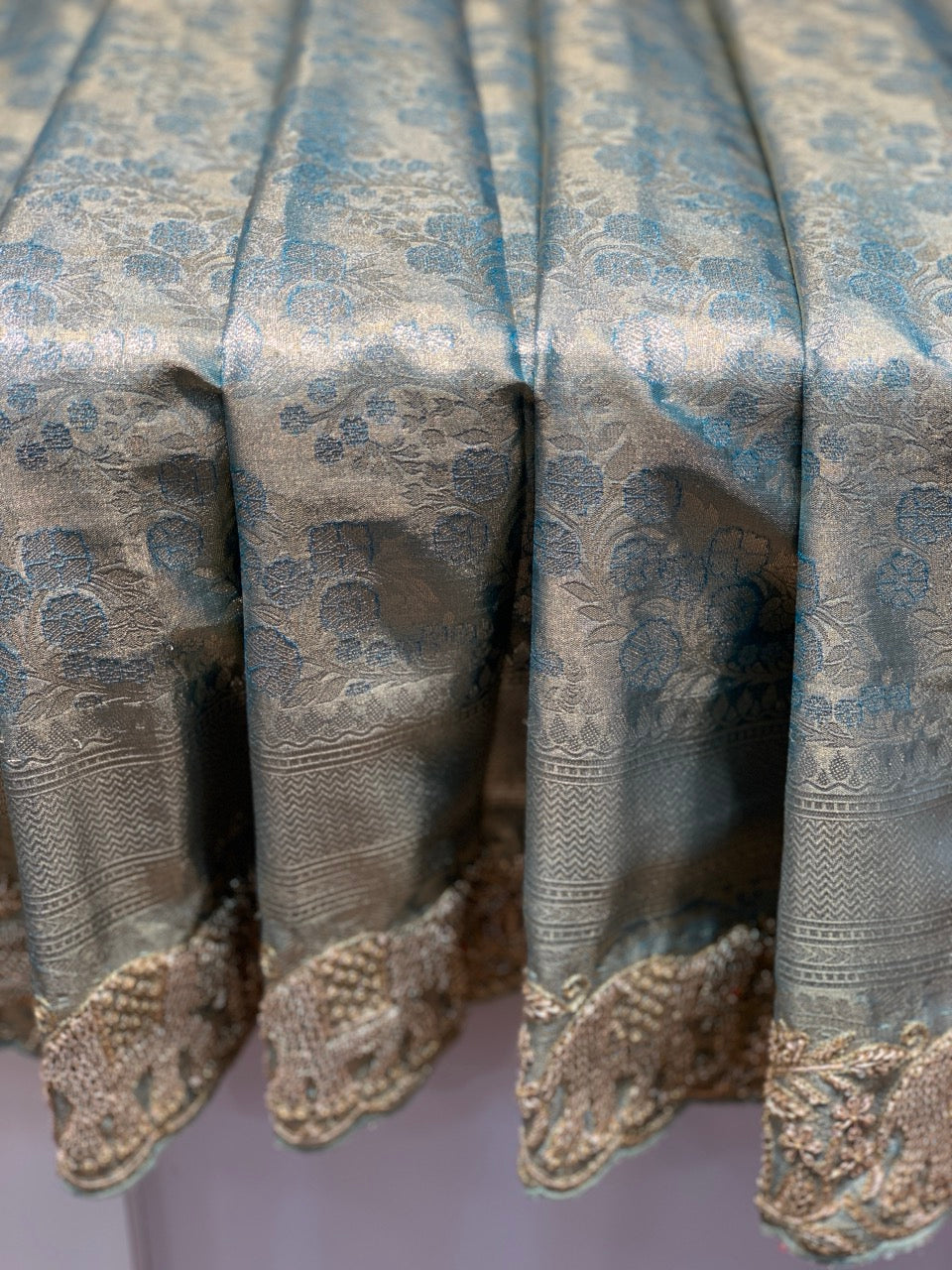 Tissue Kanjivaram x Hand Embroidery