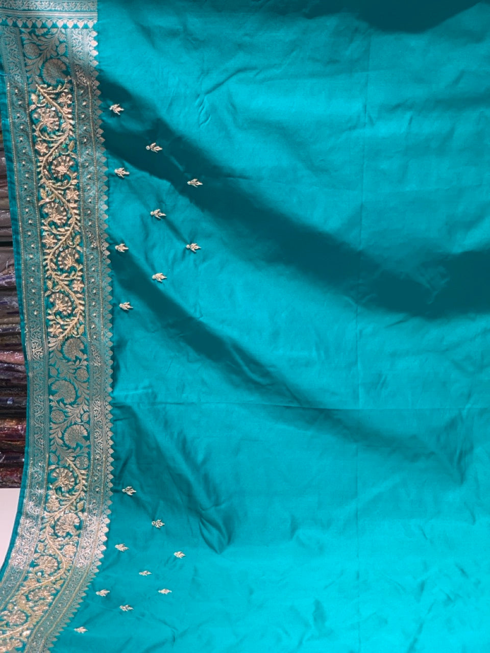 Rama Green Banarasi x Hand Embroidery