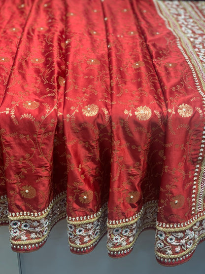 Maroon Banarasi x Hand Embroidery