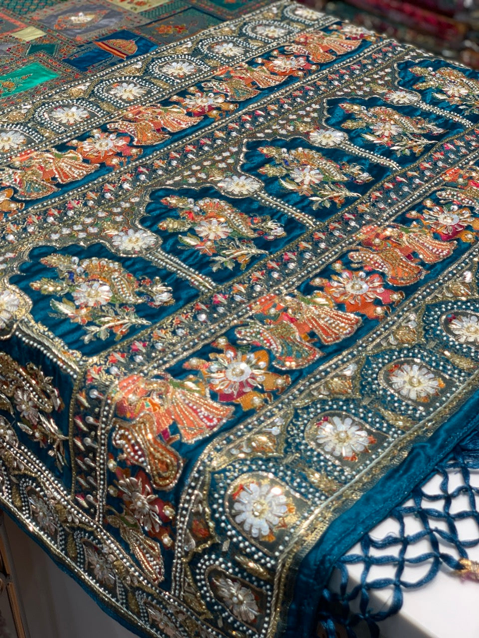 Rama Green Pashmina x Hand Embroidery