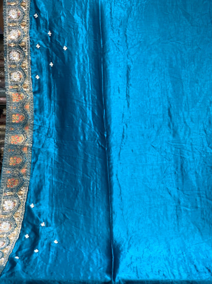 Rama Green Pashmina x Hand Embroidery