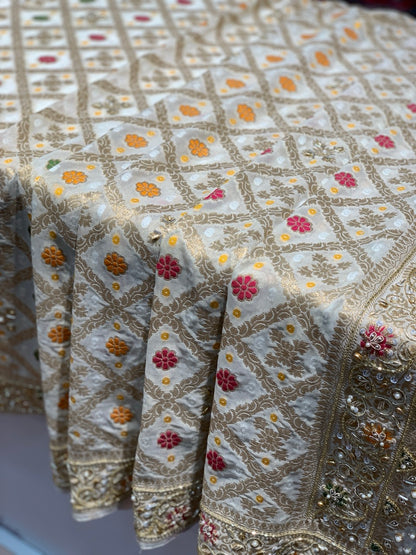 Off-White Banarasi Georgette x Hand Embroidery