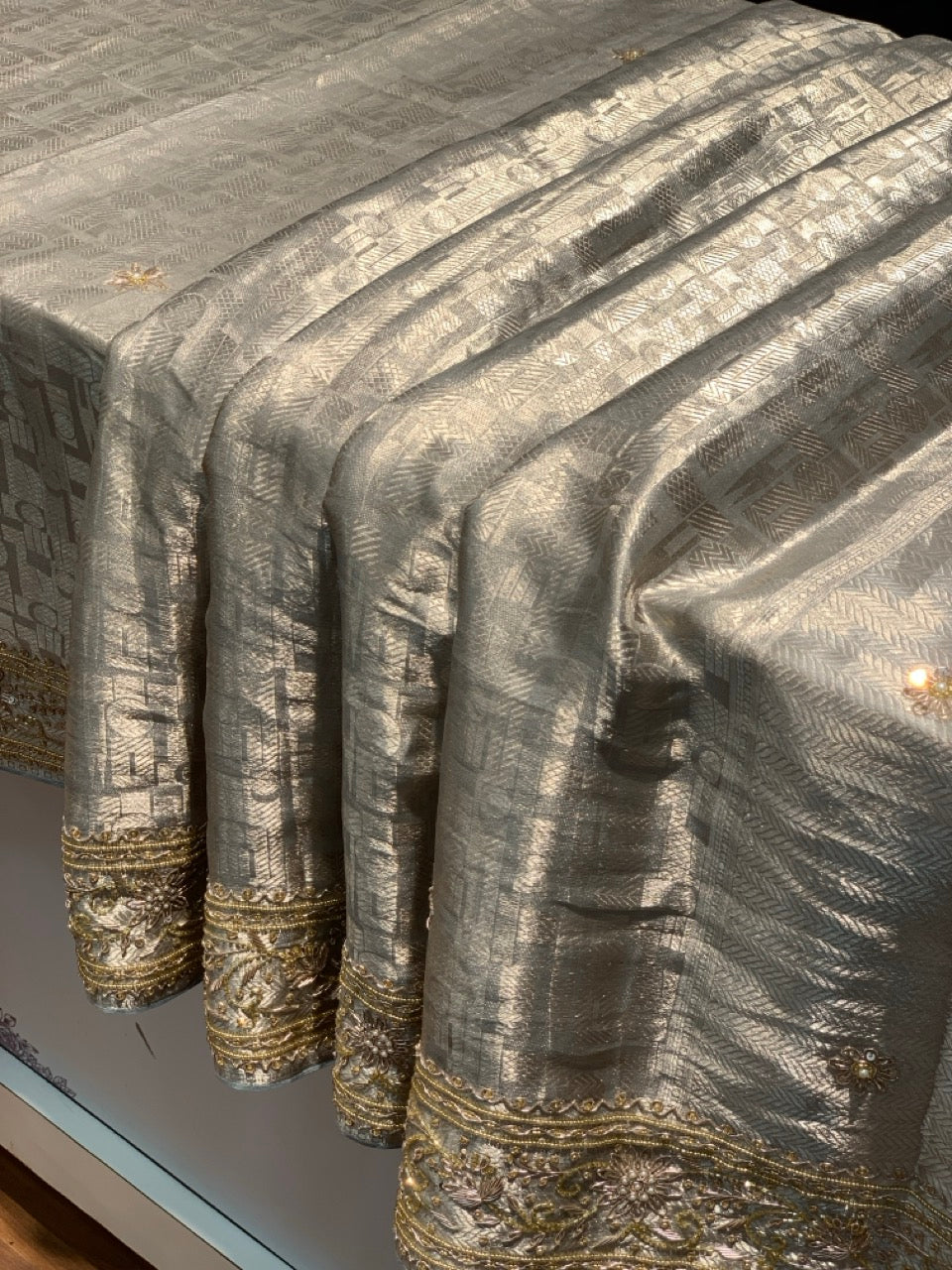 Pure Tissue Kanjivaram x Hand Embroidery