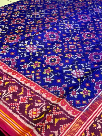 Single Ikkat Blue & Red Contrast Pure Silk Patola