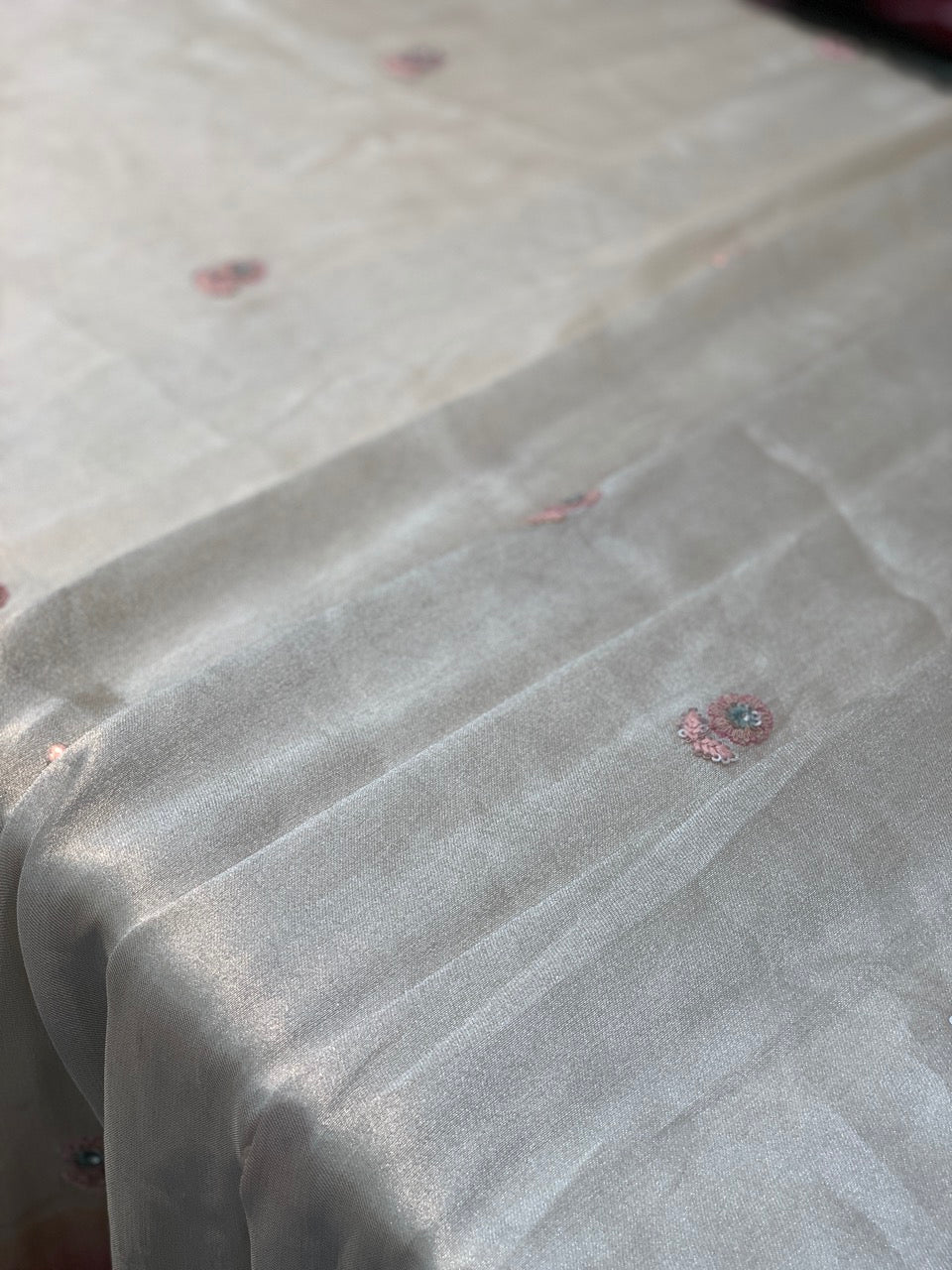 TISSUE X EMBROIDERY
