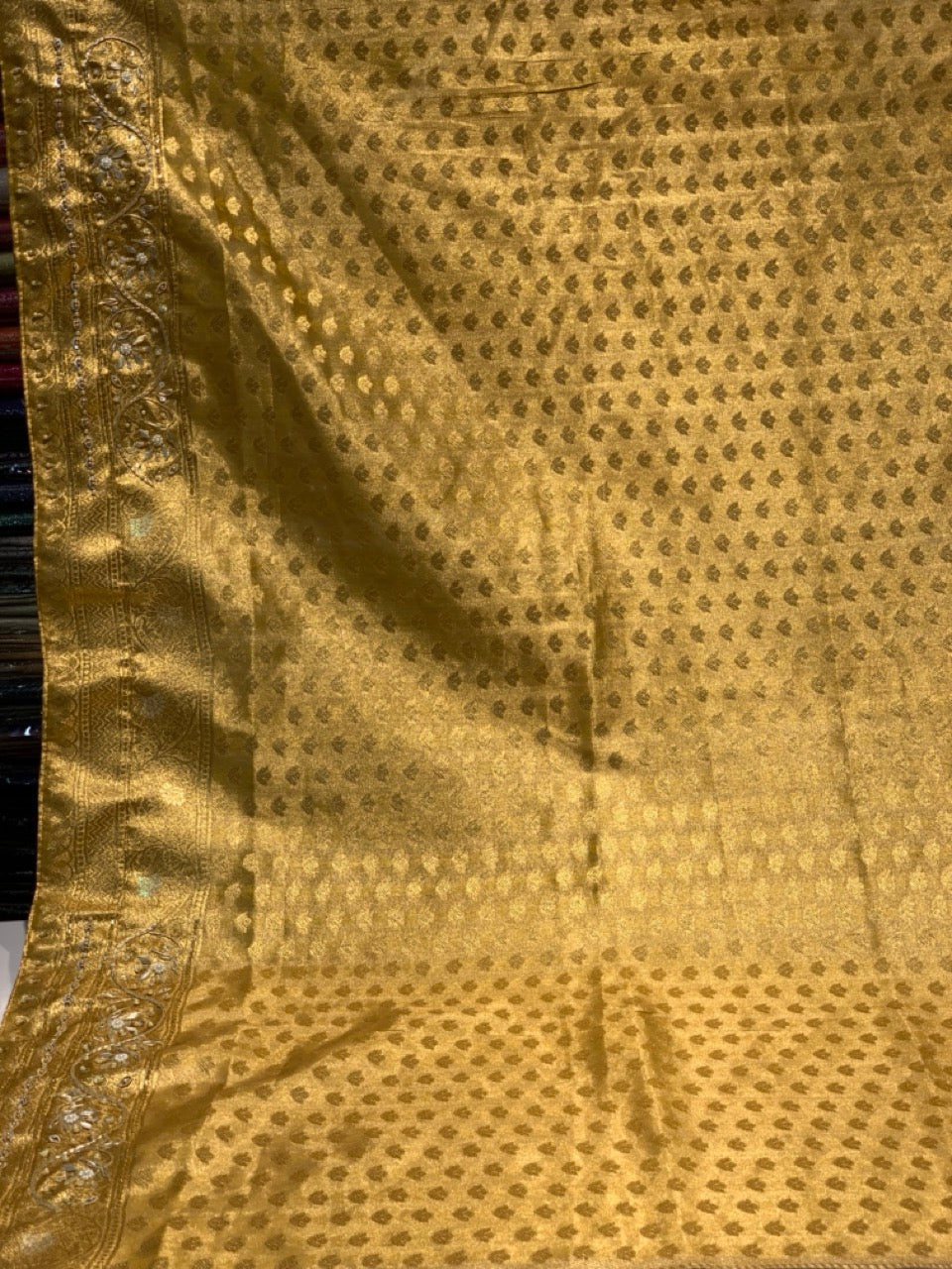Banarasi Jaal Tissue Silk x Embroidery