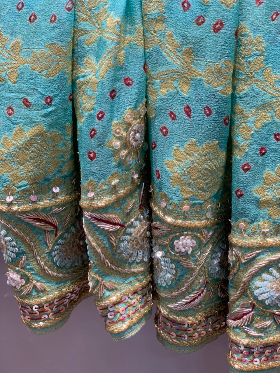 Pure Georgette Hand Bandhej in Mint Green x Embroidery