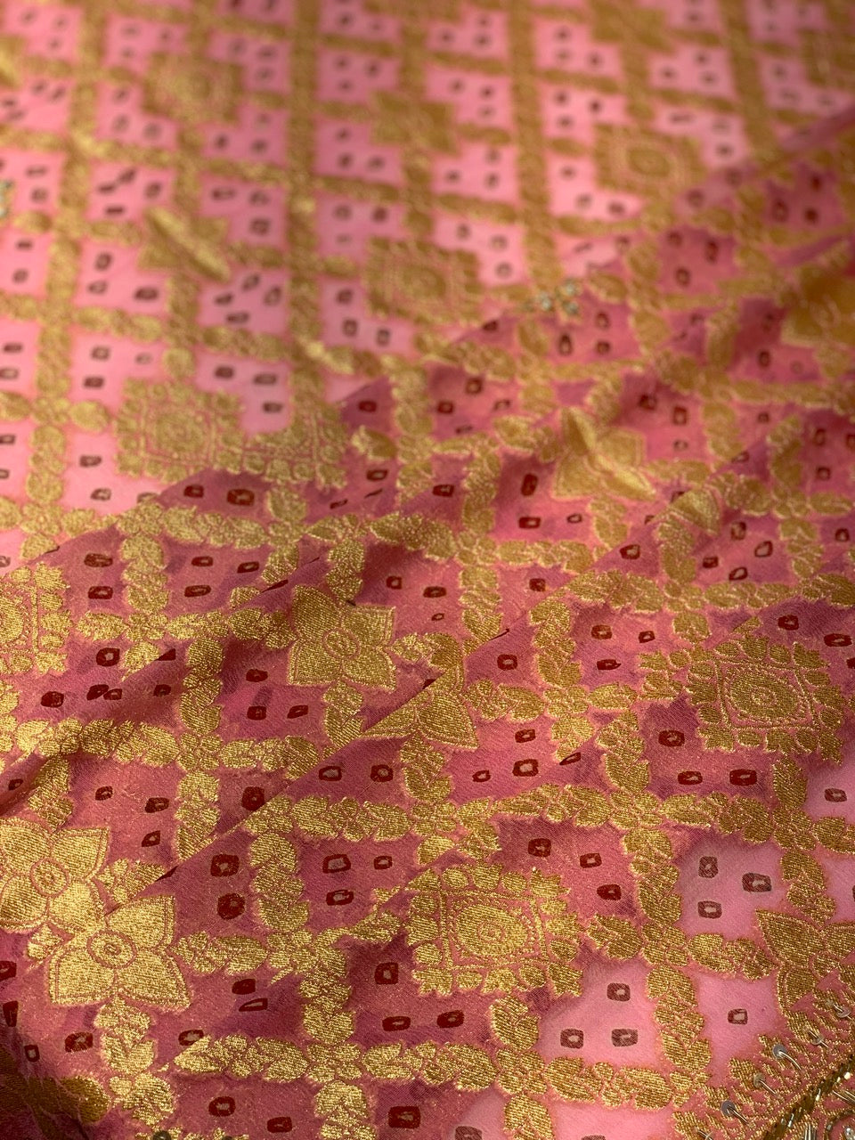 PURE GEORGETTE HAND BANDHEJ IN LIGHT PINK X EMBROIDERY