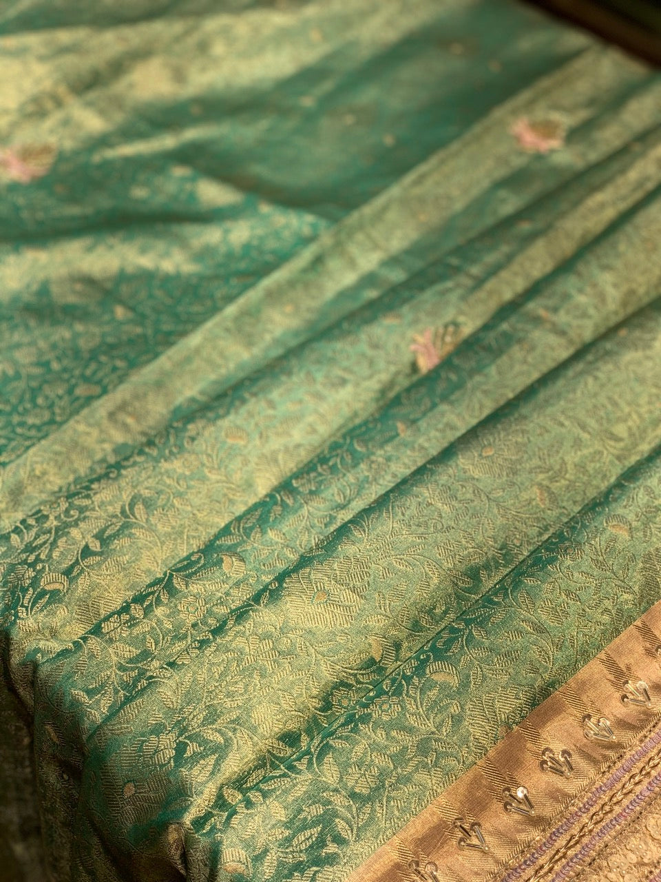 SAGE GREEN WITH PINK TISSUE KANJIVARAM X EMBROIDERY