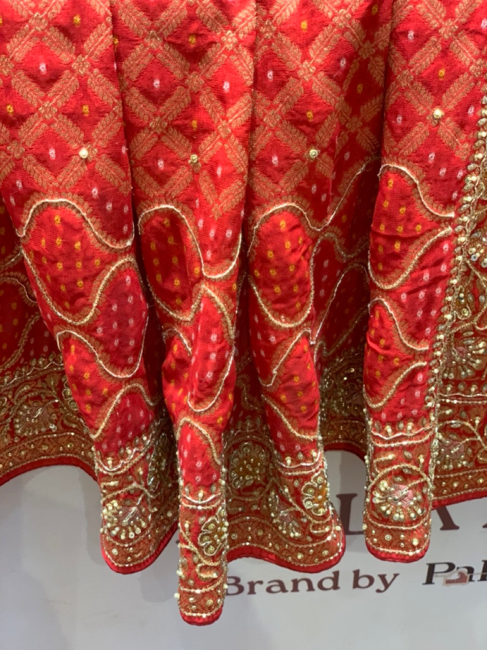 GEORGETTE WEAVING BANDHEJ IN RED X EMBROIDERY