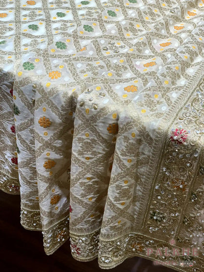 Cream Floral Jaal Georgette Banarasi x Hand Embroidery