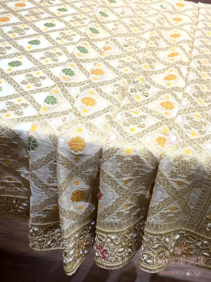 Cream Floral Jaal Georgette Banarasi x Hand Embroidery