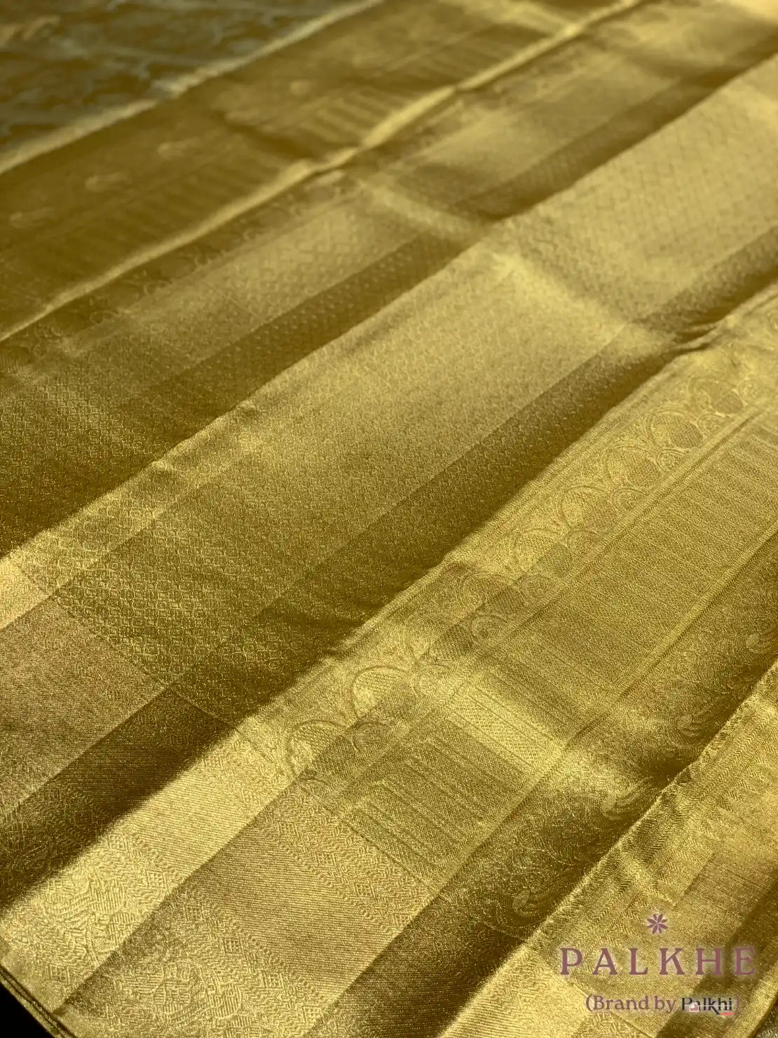Gold Kanjivaram Floral Jaal in Pure Tissue Silk