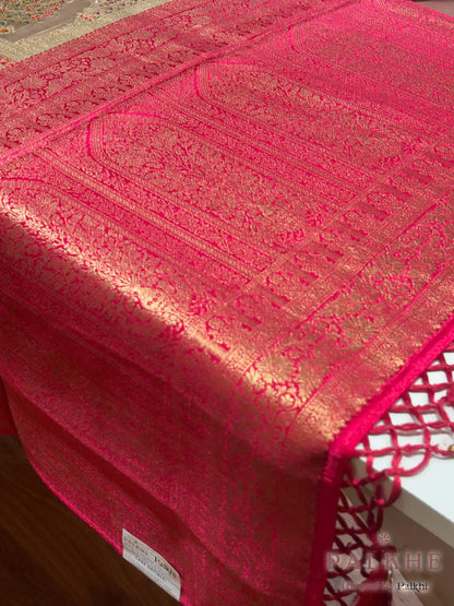 Off White Banarasi Rangkat in Silk
