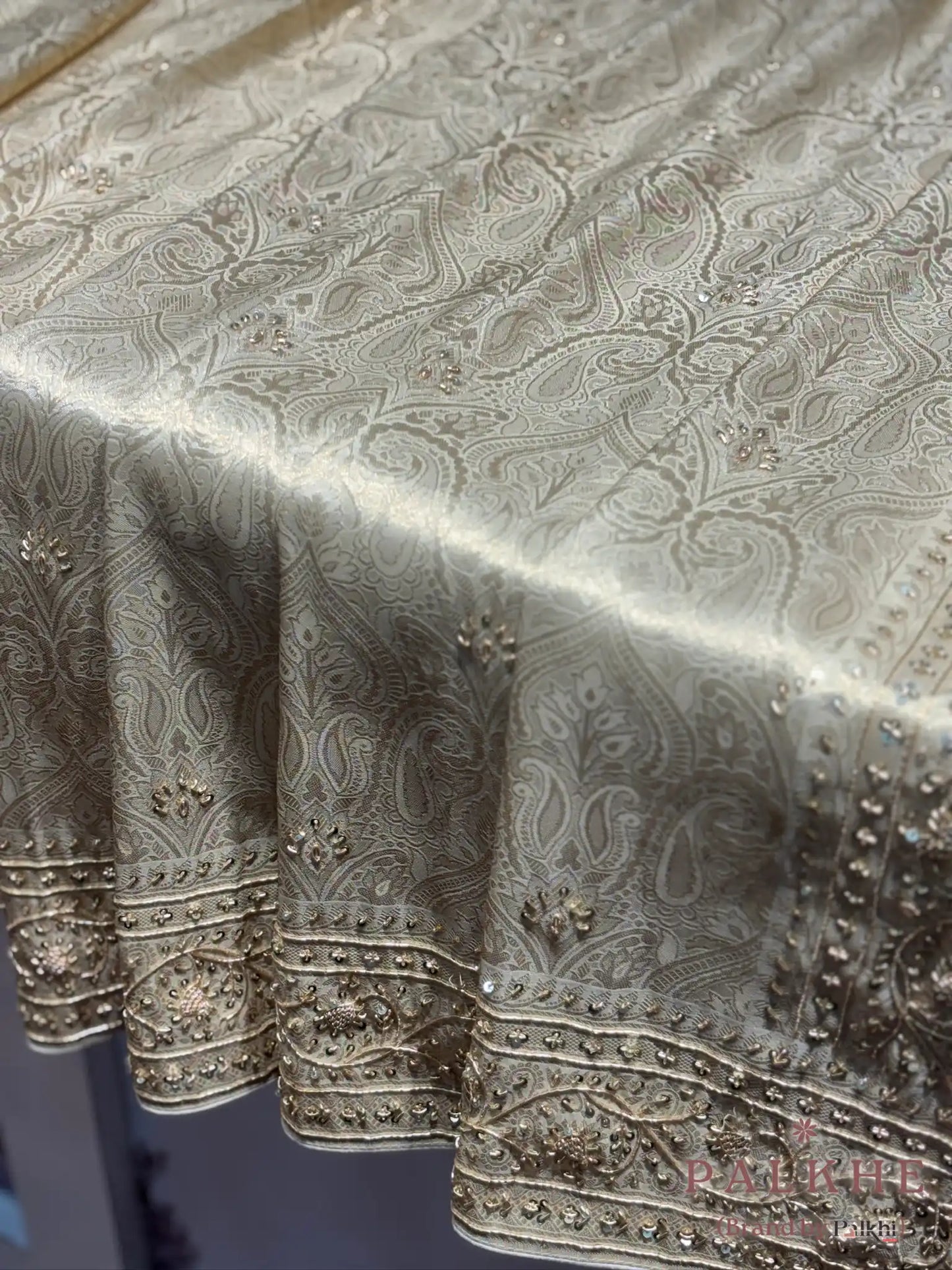Off White Floral Jaal Banarasi x Hand Embroidery