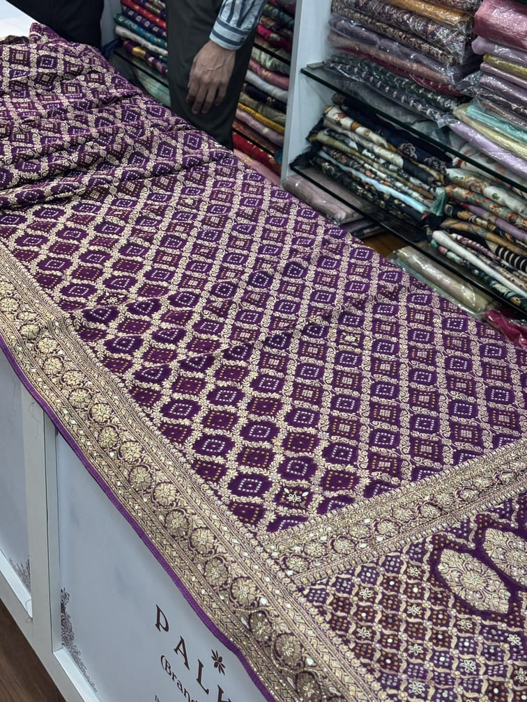 Georgette Weaving Bandhani Embroidery (AT70)