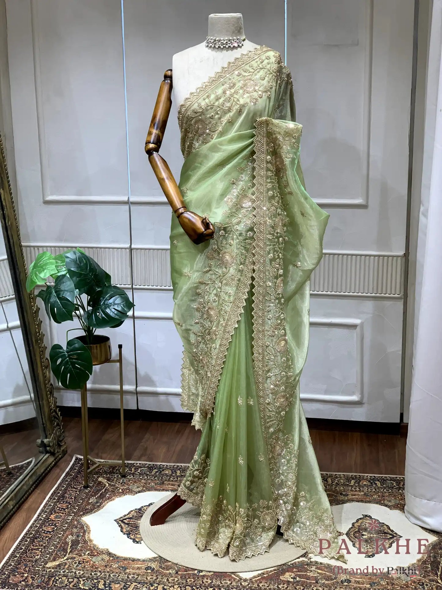 Pastel Green Buttis Tissue x Hand Embroidery (CG01)