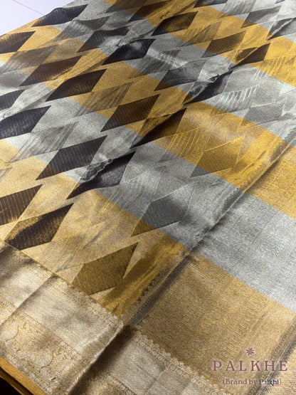 Black & Golden Kanjivaram Geometric in Pure Silk (CF23)