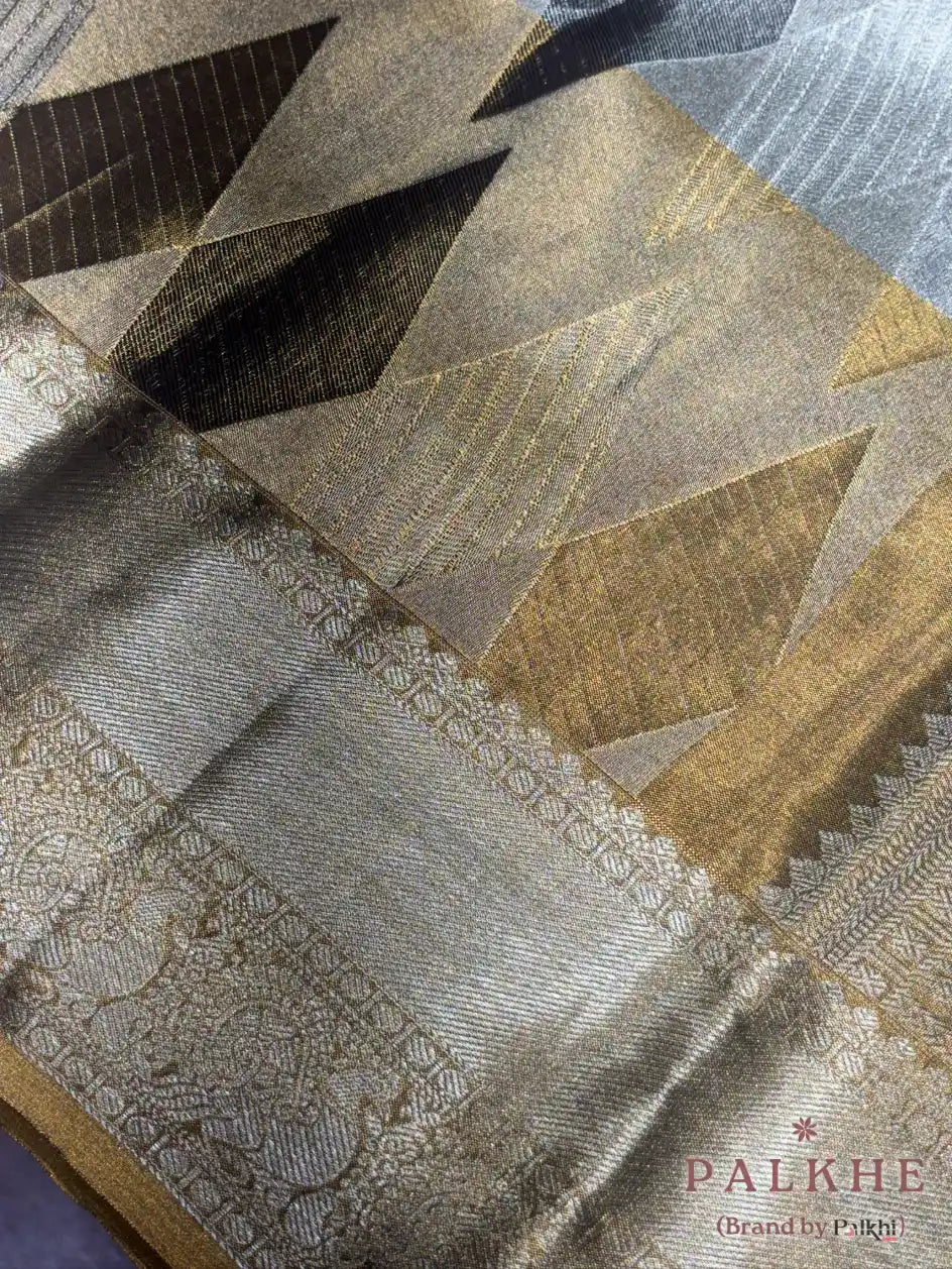 Black & Golden Kanjivaram Geometric in Pure Silk (CF23)