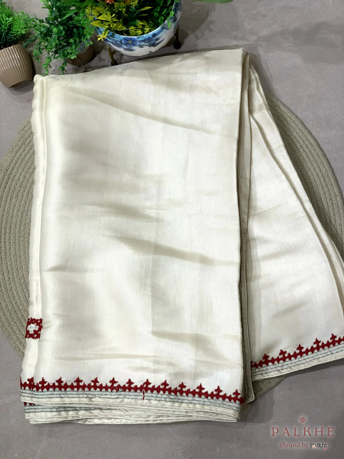 Cream Fancy x Hand Embroidery (CR03)