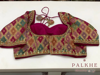 Beige Fancy in Semi Ho Silk With Ready Blouse (CS00)