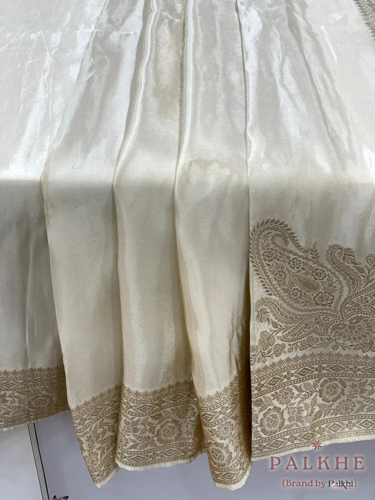 Beige Fancy in Semi Ho Silk With Ready Blouse (CS00)