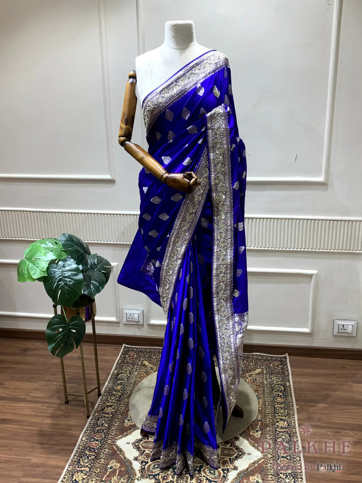 Royal Blue Buttas Banarasi x Hand Embroidery (CS12)