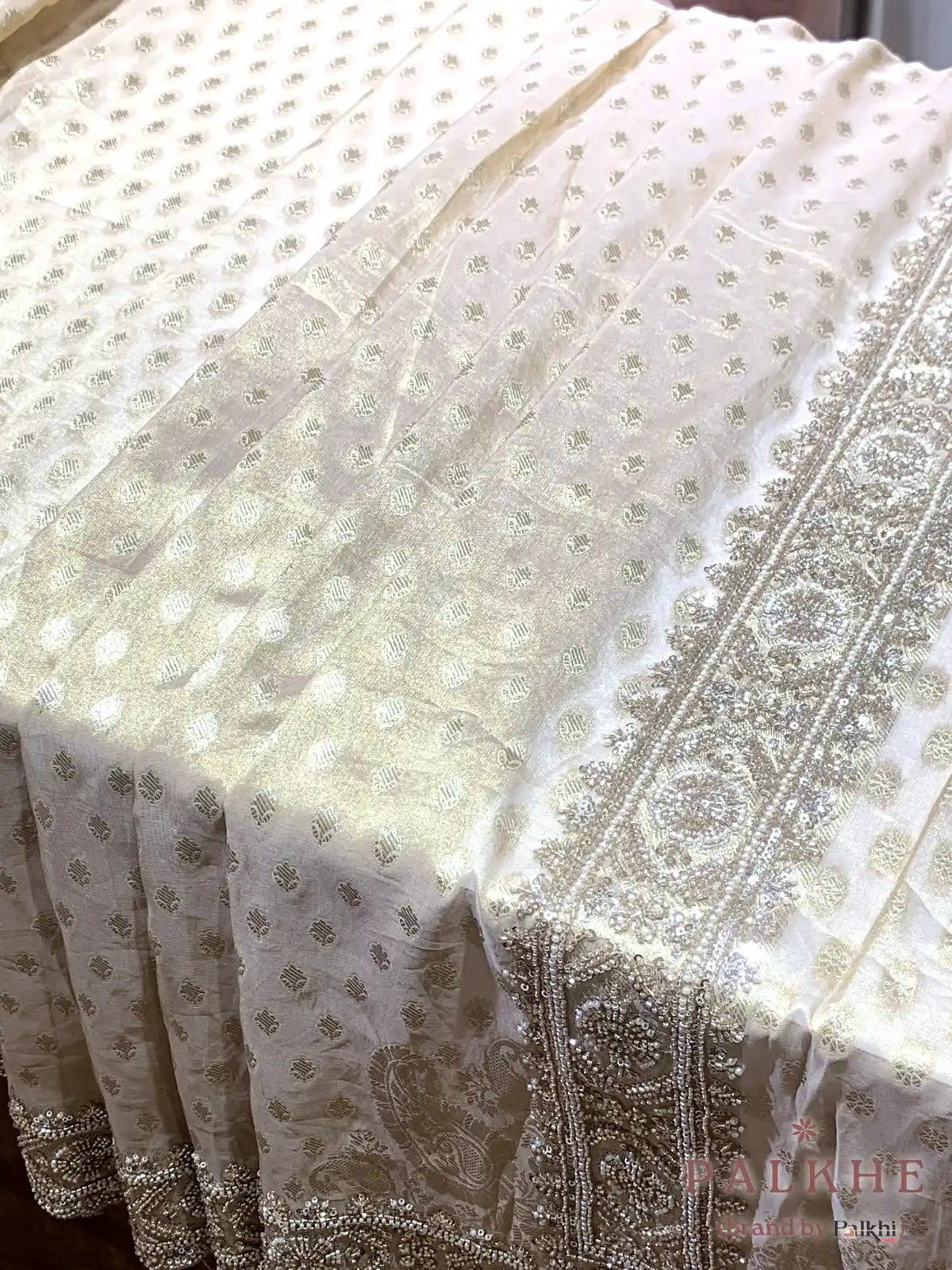 Beige Buttis Tissue x Hand Embroidery (CT93)