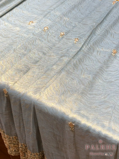 Aqua Blue Tissue x Hand Embroidery (CU04)