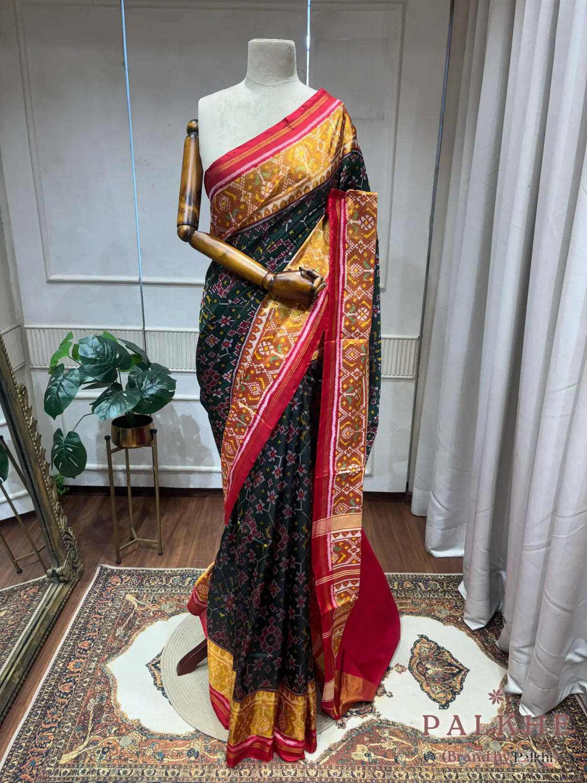 Bottle Green Patola Geometric in Pure Patola Silk (BE79)