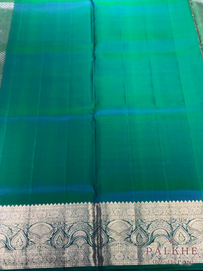 Green Kanjivaram Buttis in Pure Silk