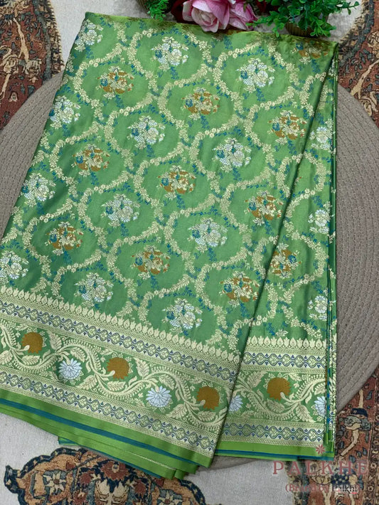 Green Banarasi Floral Jaal in Pure Silk