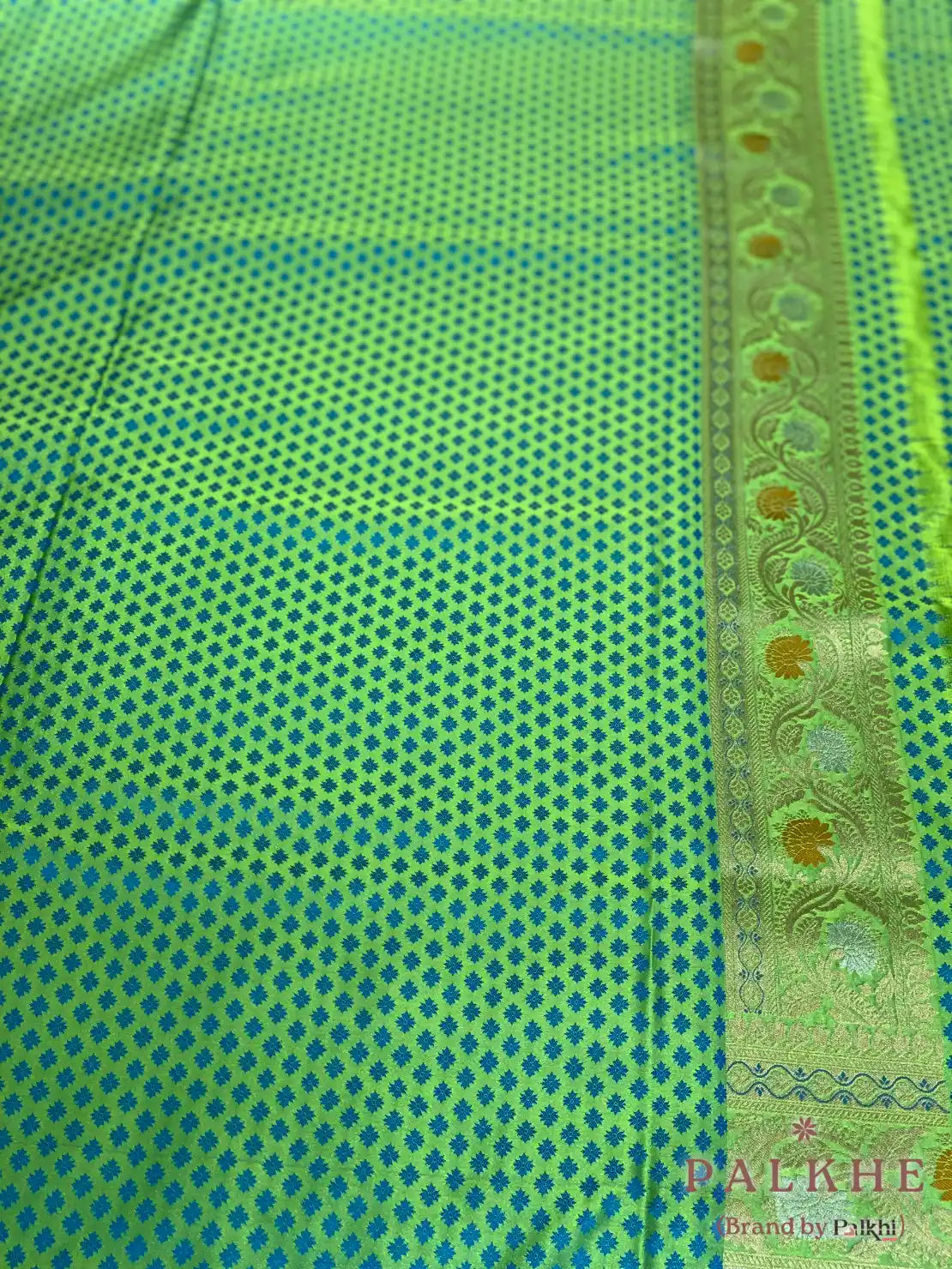 Green Banarasi Floral Jaal in Pure Silk