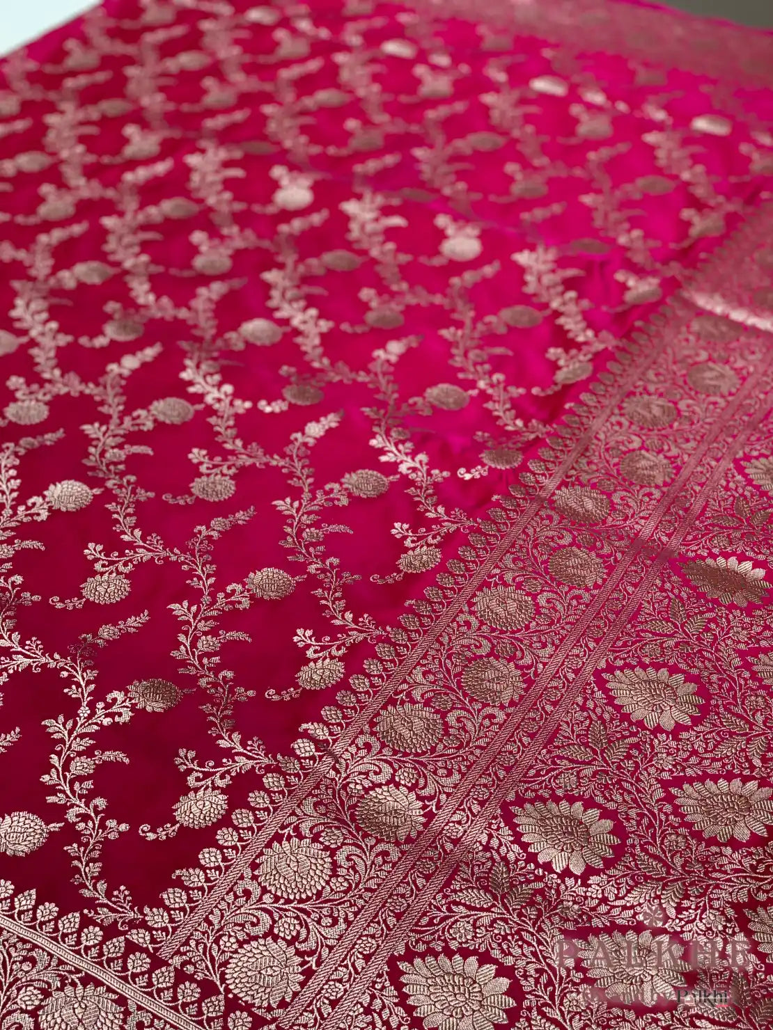 Pink Jaal Banarasi x Hand Embroidery