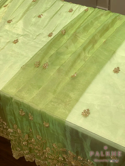 Pastel Green Buttis Tissue x Hand Embroidery (CG01)